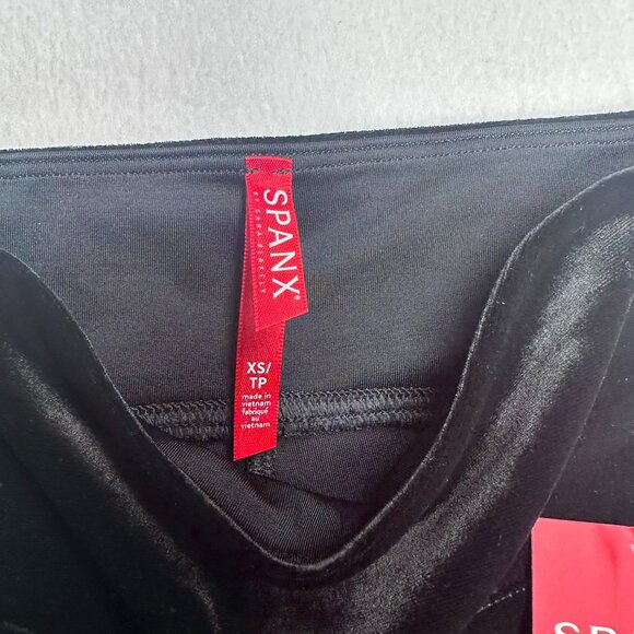 NWT Spanx Velvet Velour Pull-on Shaping Leggings Black Women's Size XSmall - Picture 3 of 7